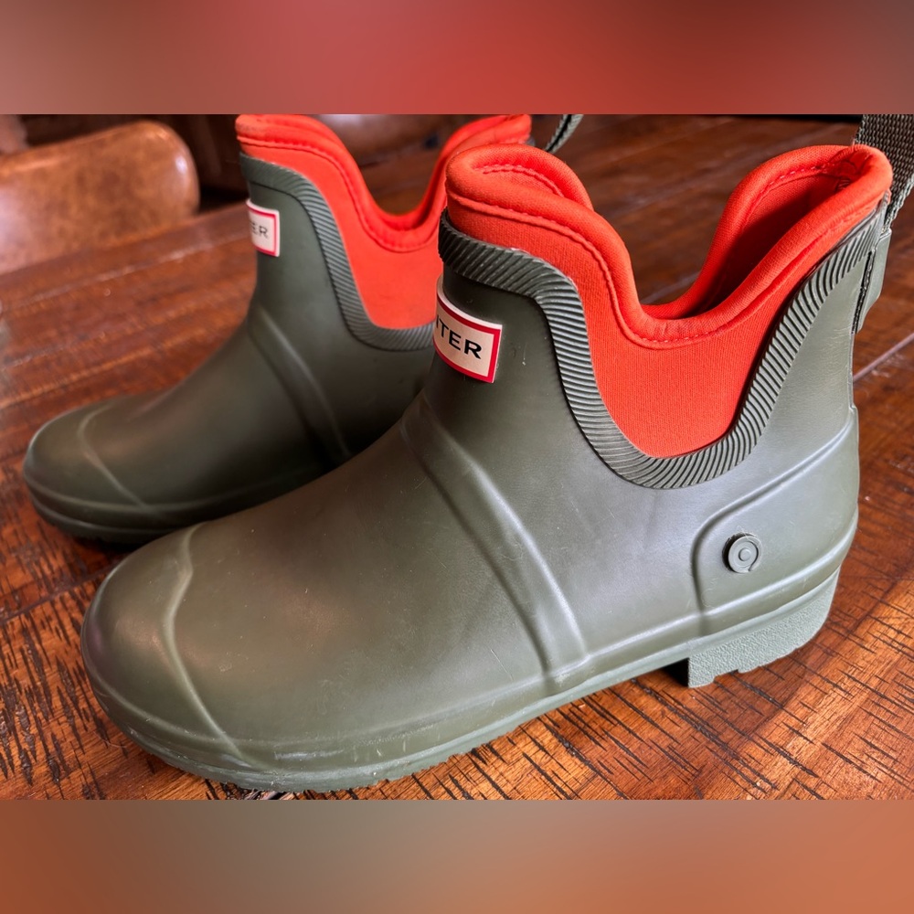 Hunter Short Rain Boot Green size 9